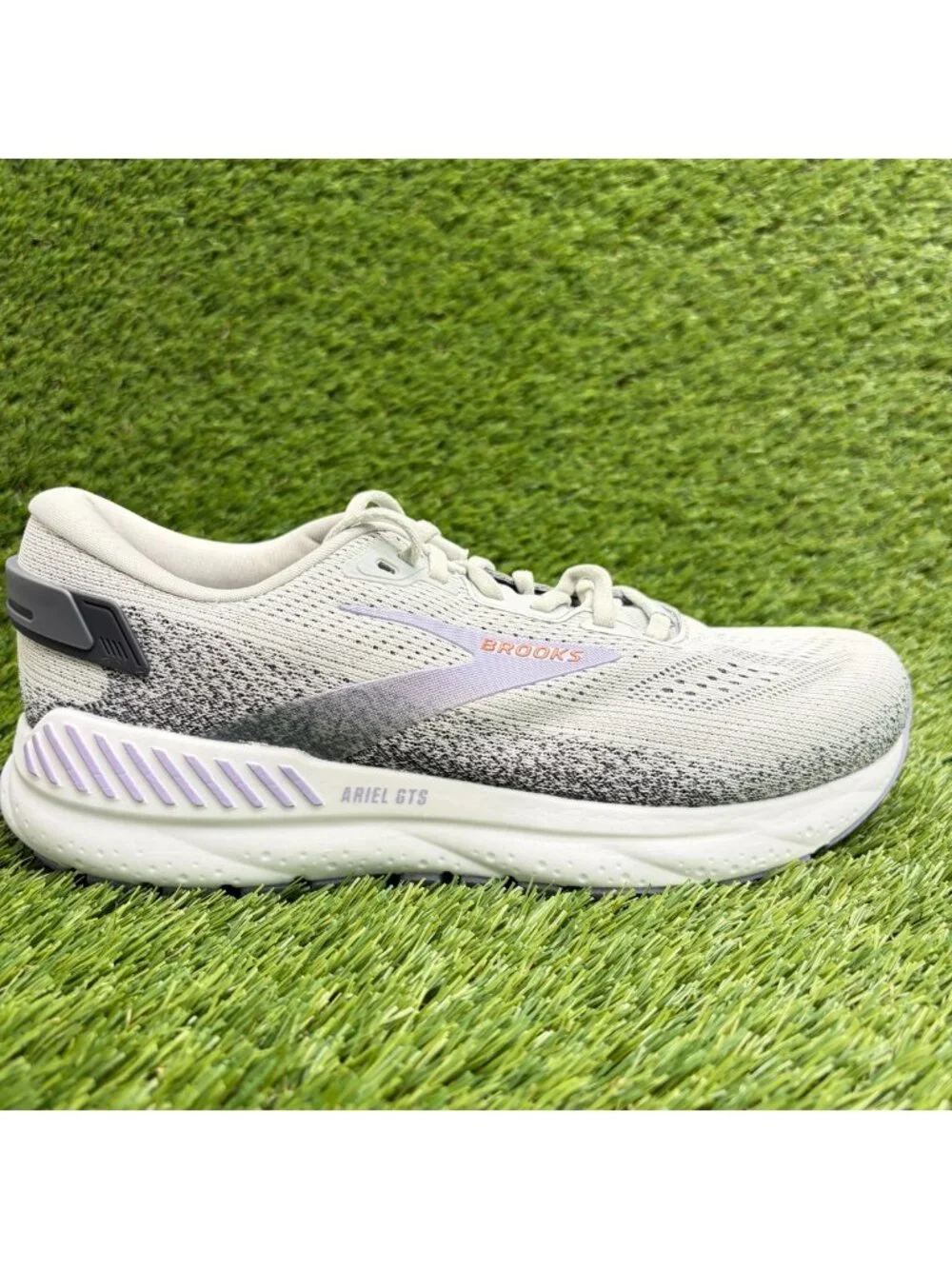Brooks Ariel 24 GTS Womens Size 9D Gray Purple Athletic Running Shoes Sneakers